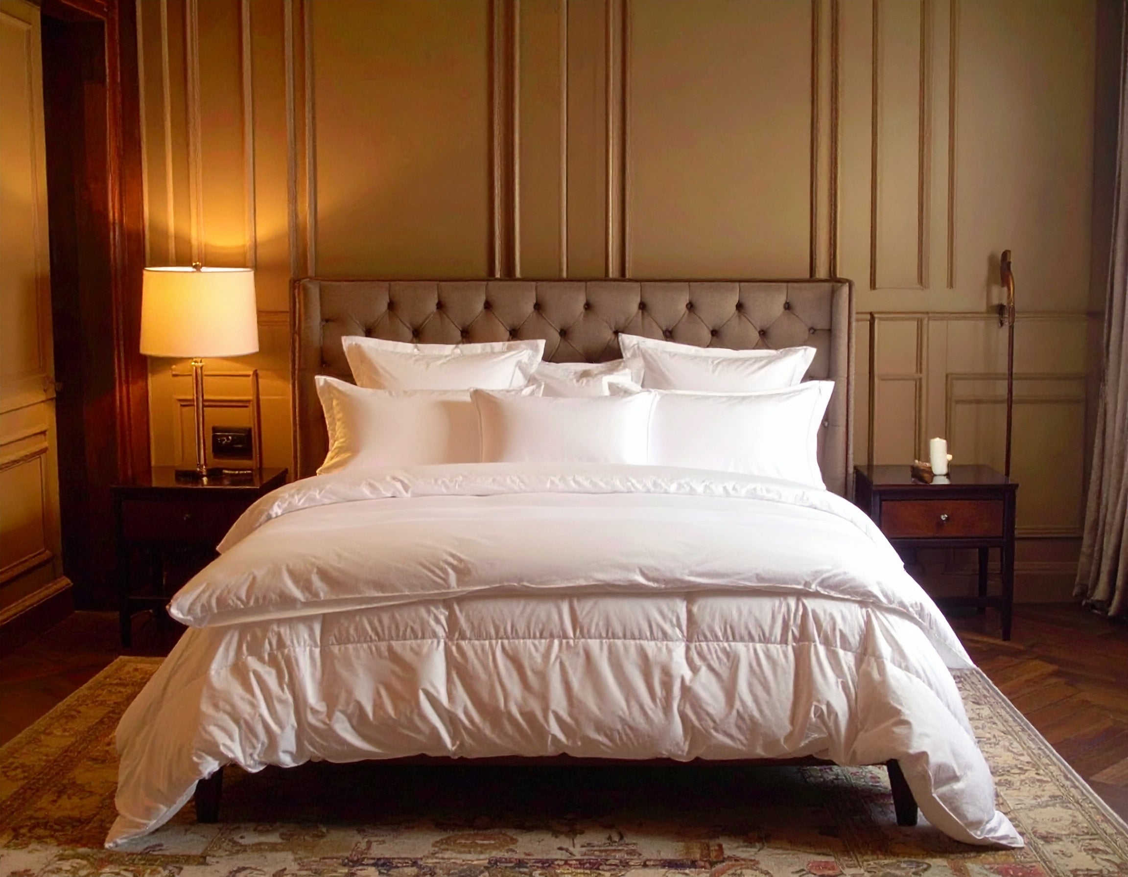 Hotel Bedding